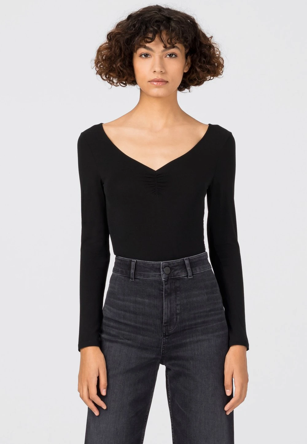 Produit de première qualité HALLHUBER T-shirt à manches longues t-shirts et tops col en v profond femme 1 Produit de première qualité HALLHUBER T-shirt à manches longues t-shirts et tops col en v profond femme