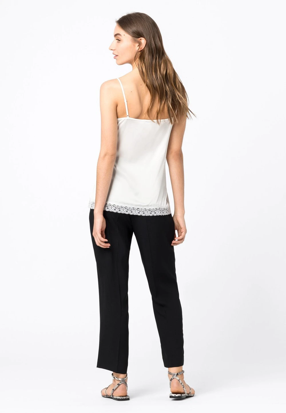 HALLHUBER Prix De Rêve Haut de pyjama lingerie col en v femme 3 HALLHUBER Prix De Rêve Haut de pyjama lingerie col en v femme – Image 3