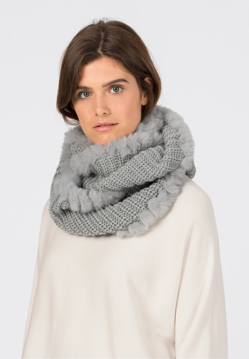 Prix Raisonnable HALLHUBER ACC TUCH MIT BLENDEN - Écharpe tube sacs et accessoires couleur unie femme 1 Prix Raisonnable HALLHUBER ACC TUCH MIT BLENDEN - Écharpe tube sacs et accessoires couleur unie femme