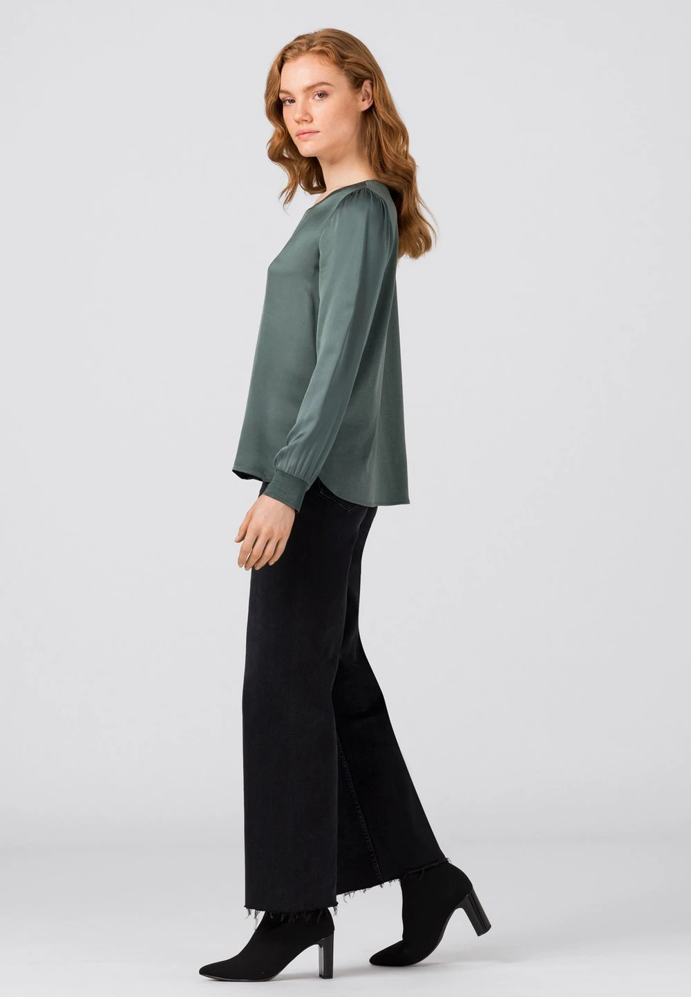 HALLHUBER Prix Refroidis MIT STRICKBLENDEN - T-shirt à manches longues chemises et blouses col rond femme 3 HALLHUBER Prix Refroidis MIT STRICKBLENDEN - T-shirt à manches longues chemises et blouses col rond femme – Image 3