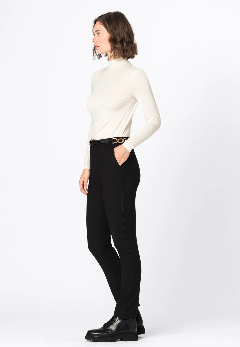 HALLHUBER T-shirt à manches longues Prix Dynamité t-shirts et tops col en v femme 2 HALLHUBER T-shirt à manches longues Prix Dynamité t-shirts et tops col en v femme – Image 2