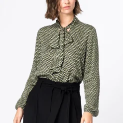 Prix Raisonnable HALLHUBER MIT GRAFIKPRINT - Blouse chemises et blouses col en v femme