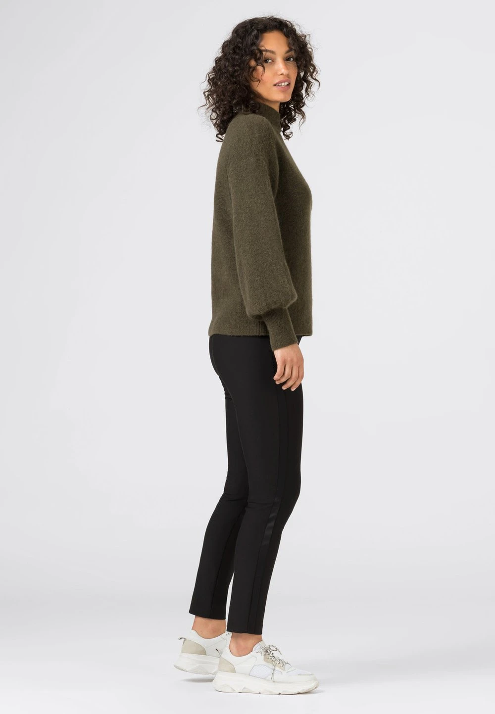 Prix Sacrifiés HALLHUBER Pullover pulls et gilets col officier femme 3 Prix Sacrifiés HALLHUBER Pullover pulls et gilets col officier femme – Image 3