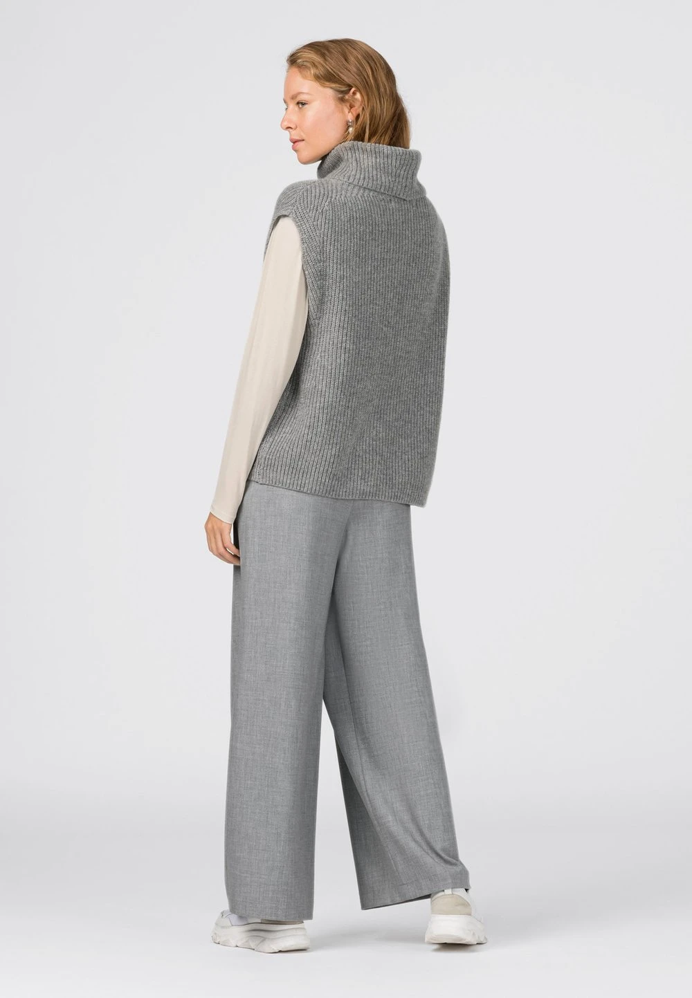 HALLHUBER Débardeur Prix Ourlé t-shirts et tops col roulé femme 2 HALLHUBER Débardeur Prix Ourlé t-shirts et tops col roulé femme – Image 2