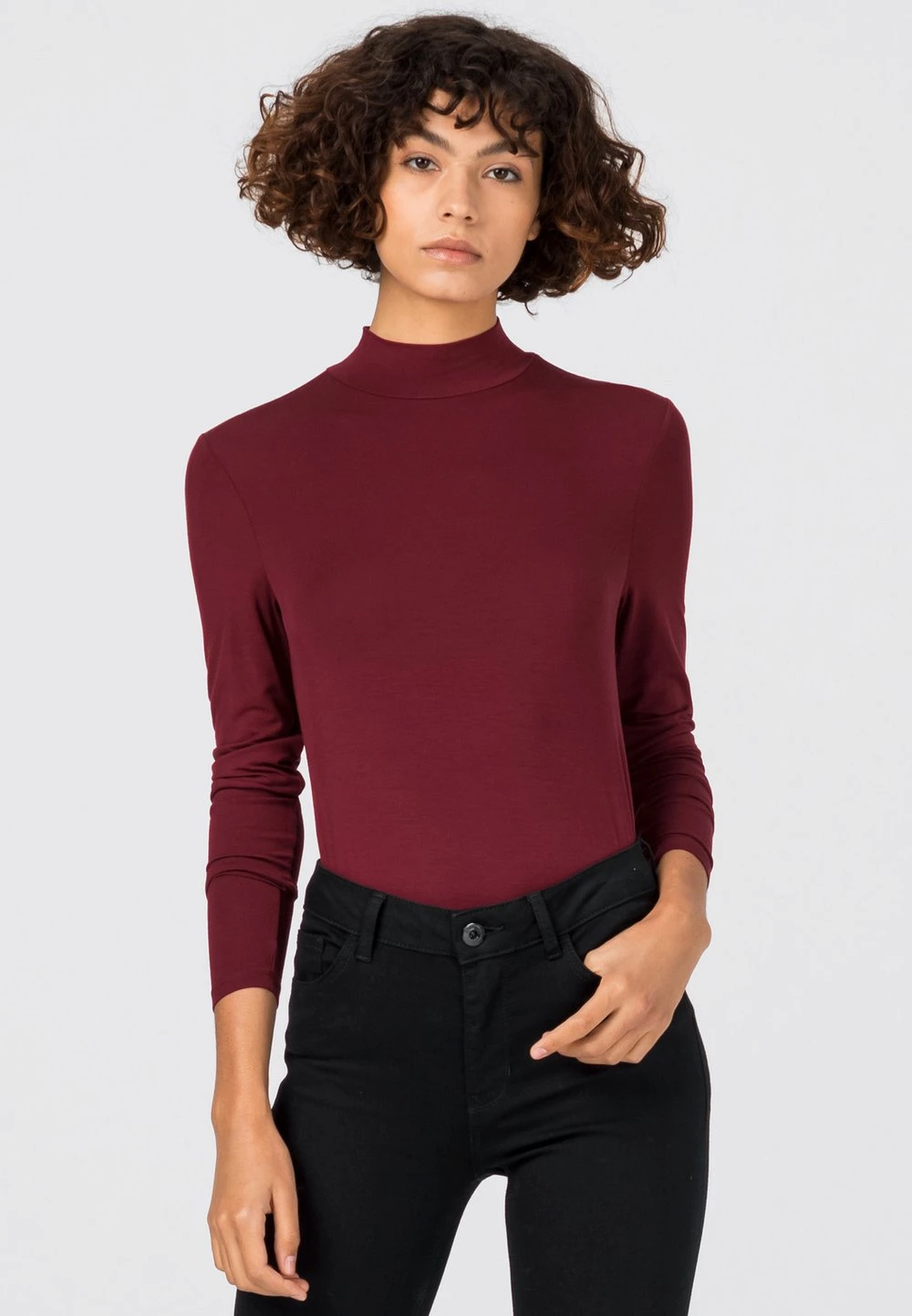 Prix Exclusifs HALLHUBER T-shirt à manches longues t-shirts et tops col montant femme 1 Prix Exclusifs HALLHUBER T-shirt à manches longues t-shirts et tops col montant femme