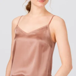 Prix Aimable HALLHUBER Débardeur t-shirts et tops col en v femme 11 Prix Aimable HALLHUBER Débardeur t-shirts et tops col en v femme -France Hallhuber Soldes Boutique b8ad6410e2bd4c09a503f76cb73463c5