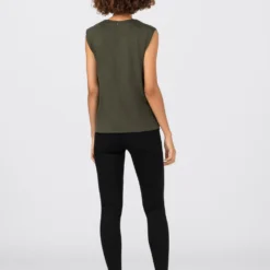 Qualité Garantie HALLHUBER BETONTEN SCHULTERN - Blouse chemises et blouses col rond femme -France Hallhuber Soldes Boutique c30cc726c44345d4933db57d2e23afe2