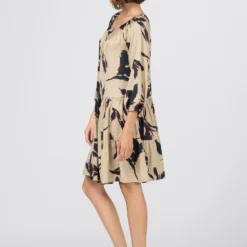 Qualité Garantie HALLHUBER MIT STUFENVOLANTS - Robe de jour robes col rond femme -France Hallhuber Soldes Boutique d471eb4cb5bc431da350788d8f191676