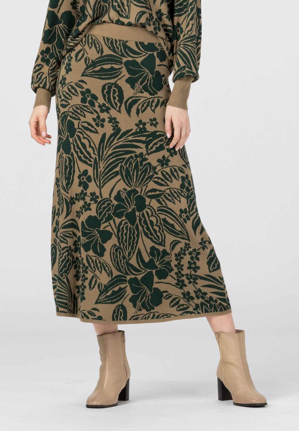 HALLHUBER Jupe trapèze Prix De Rêve jupes normale femme 1 HALLHUBER Jupe trapèze Prix De Rêve jupes normale femme